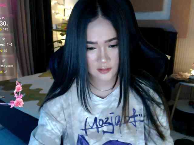 AdriannaFowler webcam