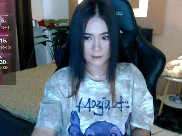 AdriannaFowler webcam