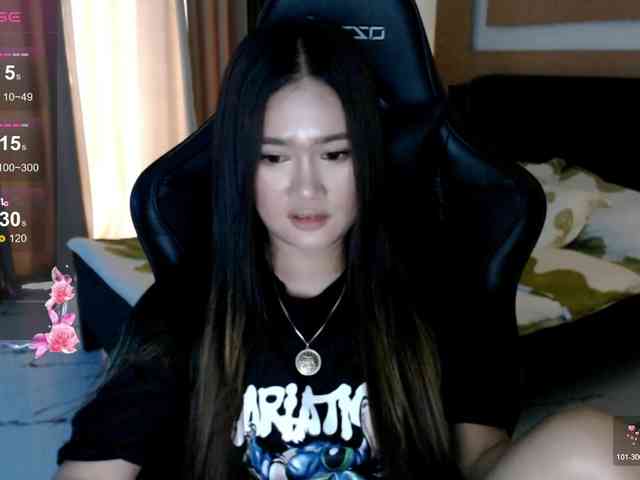 AdriannaFowler webcam