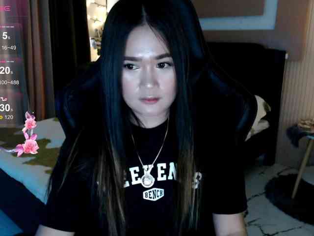 AdriannaFowler webcam