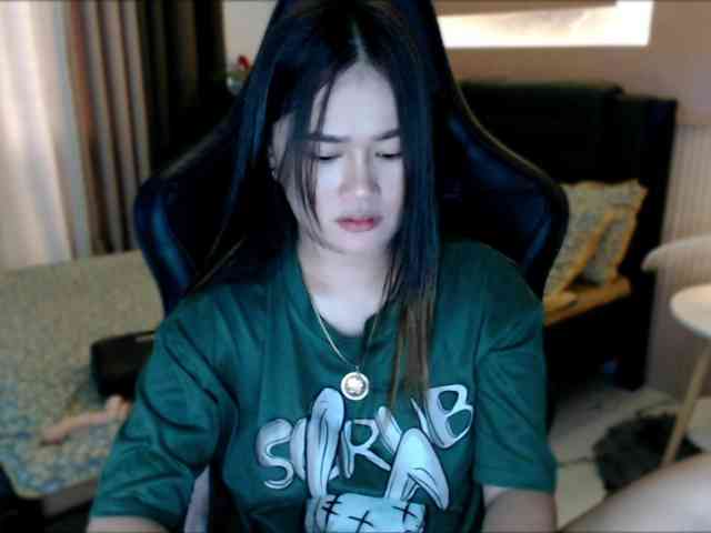 AdriannaFowler webcam