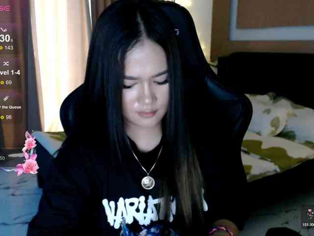 AdriannaFowler webcam