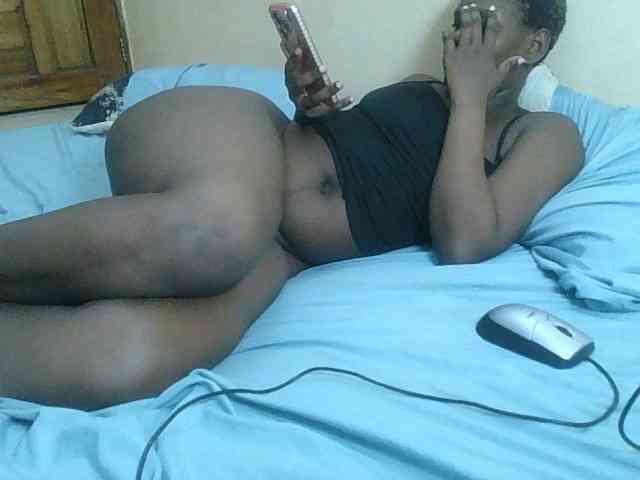 Sexyblackqueen webcam