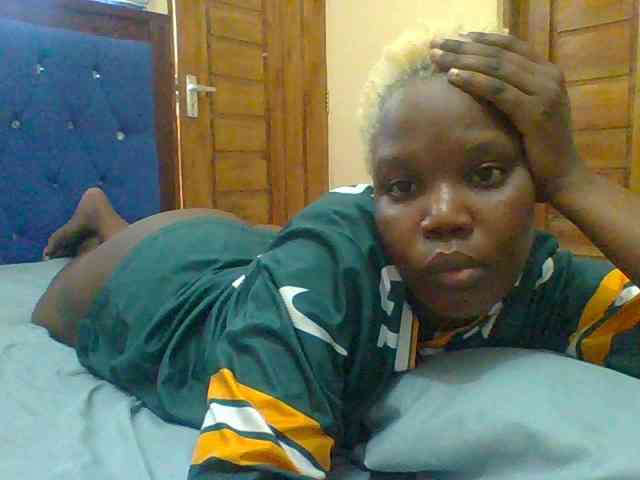 Sexyblackqueen webcam