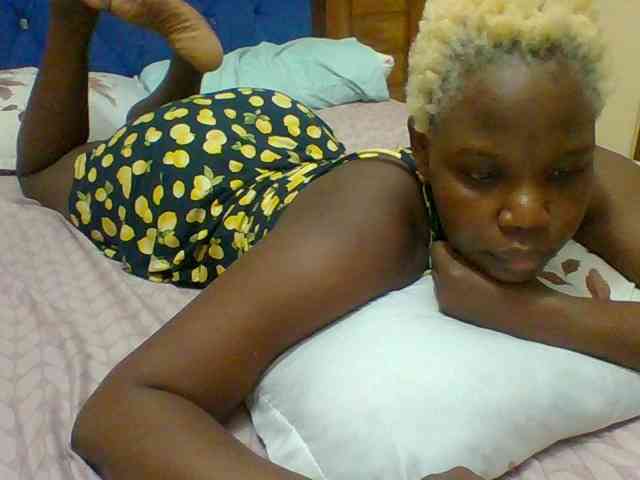 Sexyblackqueen webcam