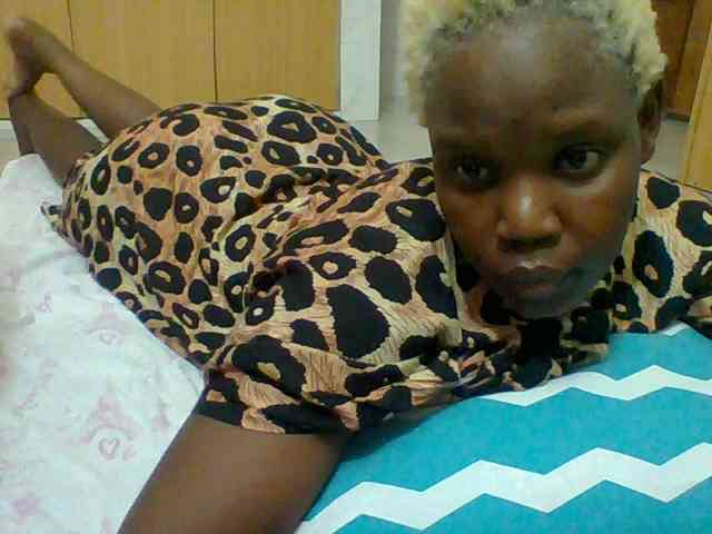 Sexyblackqueen webcam