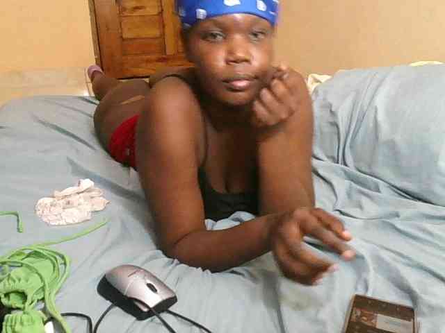 Sexyblackqueen webcam