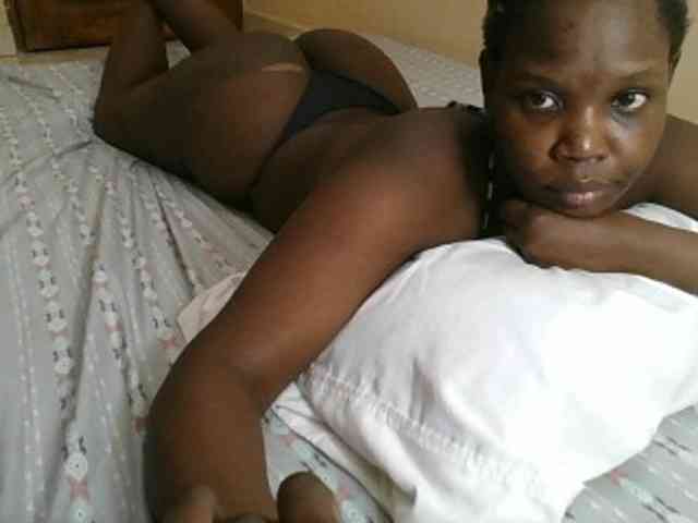Sexyblackqueen webcam