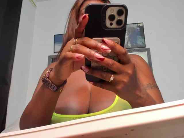 crazy-addixtion3 webcam