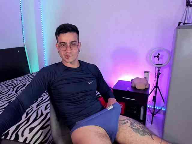 ethereum111 Live Webcam on BongaCams