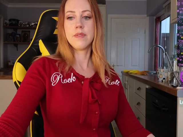 stripmequick's BongaCams show and profile