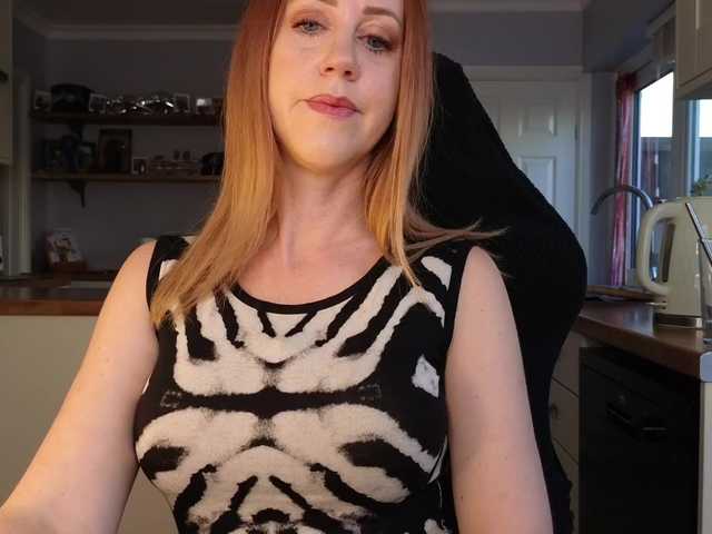 stripmequick — Upskirt (15 mins) !!  @total  @sofar  @remain 