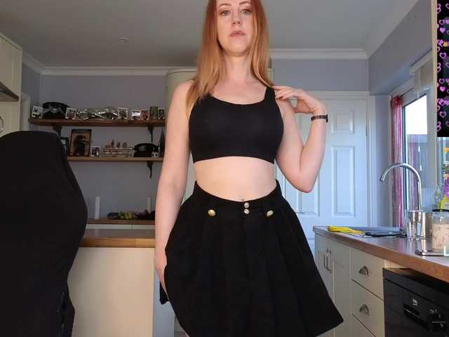 stripmequick's BongaCams show and profile