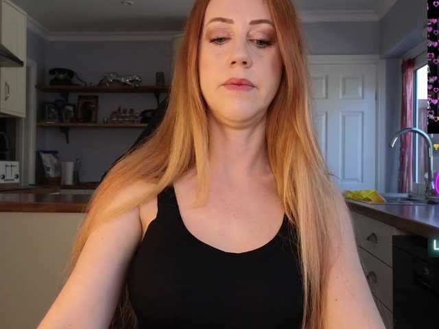 stripmequick's BongaCams show and profile