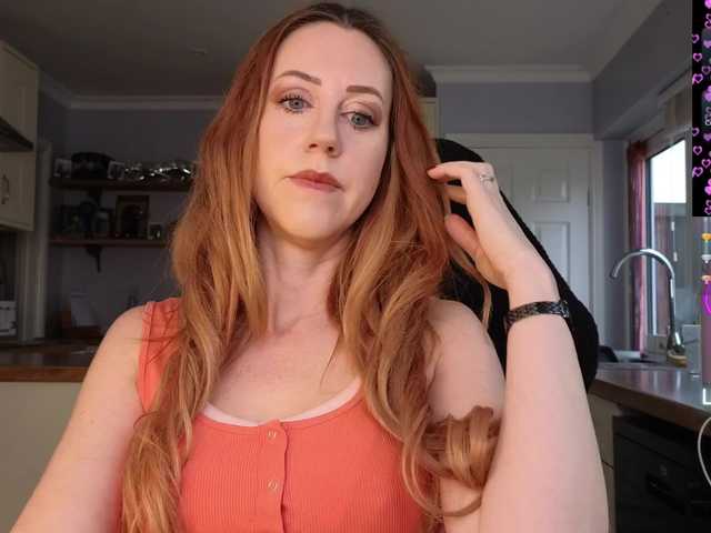 stripmequick's BongaCams show and profile