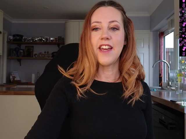 stripmequick's BongaCams show and profile