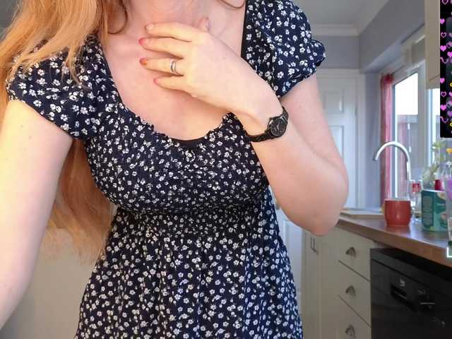 stripmequick's BongaCams show and profile