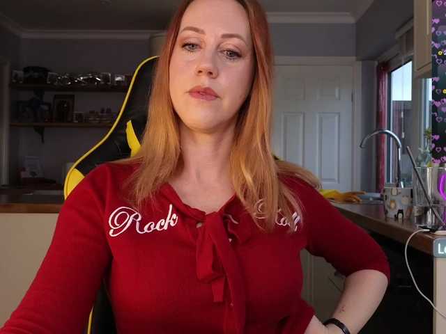 stripmequick's BongaCams show and profile