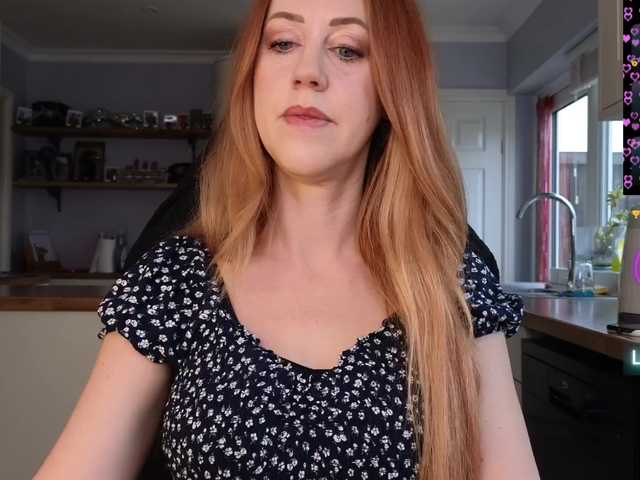 stripmequick's BongaCams show and profile