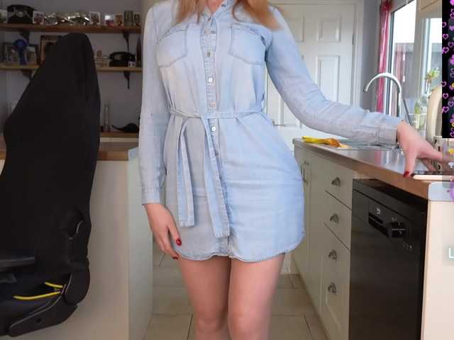 stripmequick's BongaCams show and profile