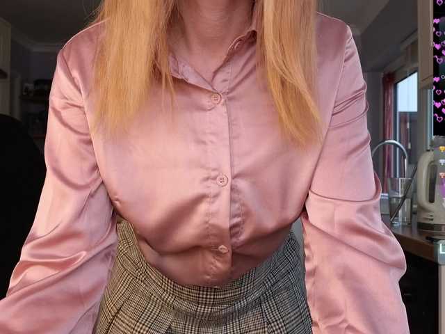 stripmequick's BongaCams show and profile