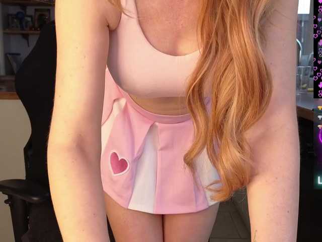 stripmequick's BongaCams show and profile