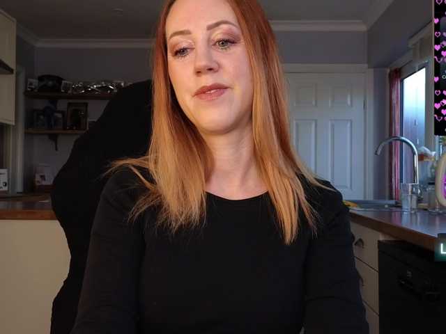 stripmequick's BongaCams show and profile