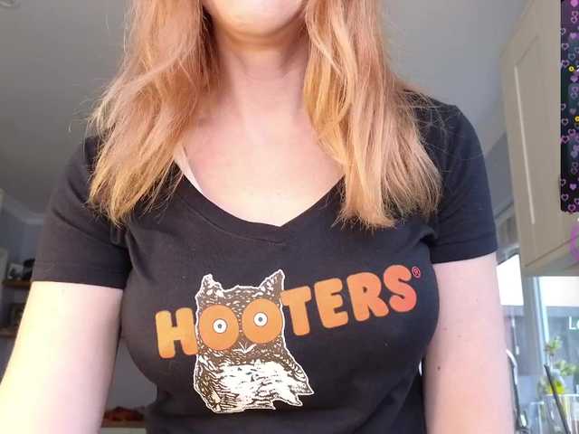 stripmequick's BongaCams show and profile