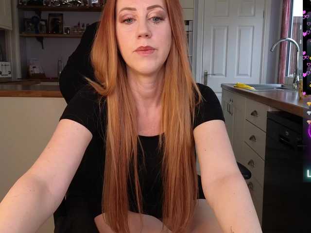 stripmequick's BongaCams show and profile