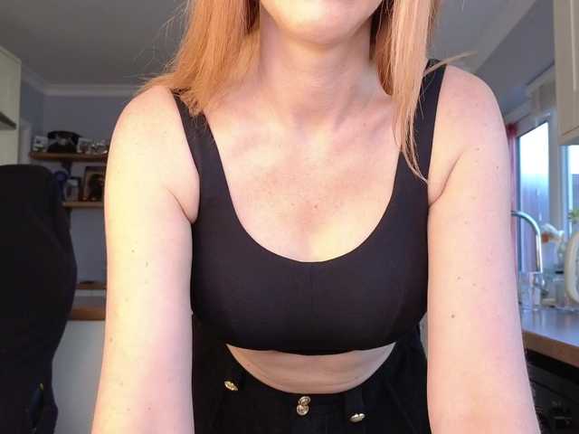 stripmequick's BongaCams show and profile