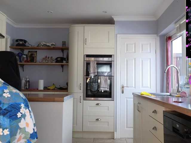 stripmequick's BongaCams show and profile