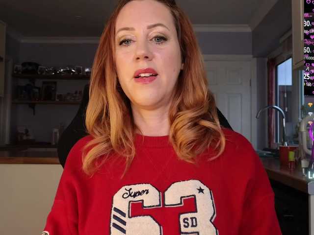 stripmequick's BongaCams show and profile