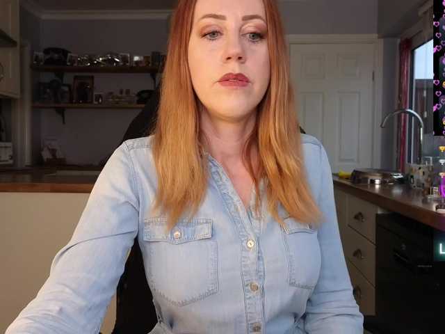 stripmequick from BongaCams is Freechat