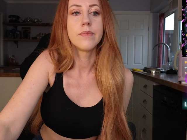 stripmequick's BongaCams show and profile