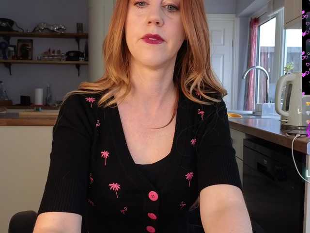 stripmequick's BongaCams show and profile