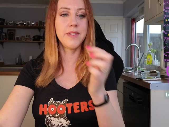 stripmequick's BongaCams show and profile