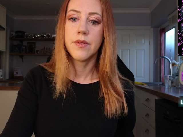 stripmequick's BongaCams show and profile