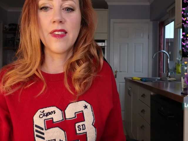 stripmequick's BongaCams show and profile