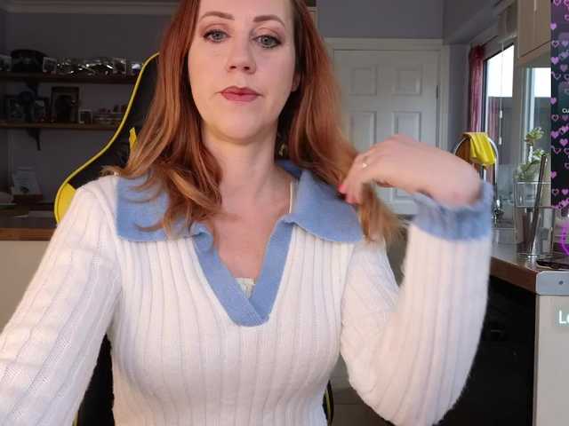 stripmequick's BongaCams show and profile