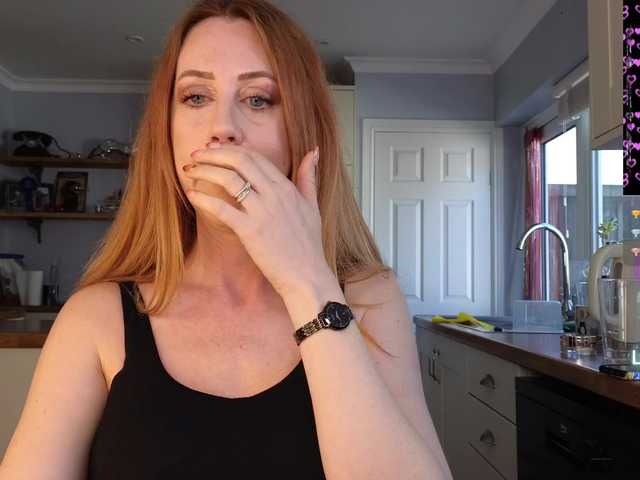 stripmequick's BongaCams show and profile