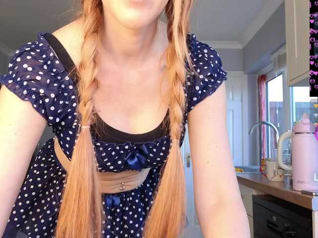 stripmequick's BongaCams show and profile