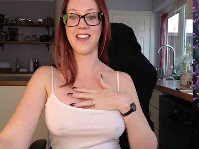 stripmequick's webcam live show
