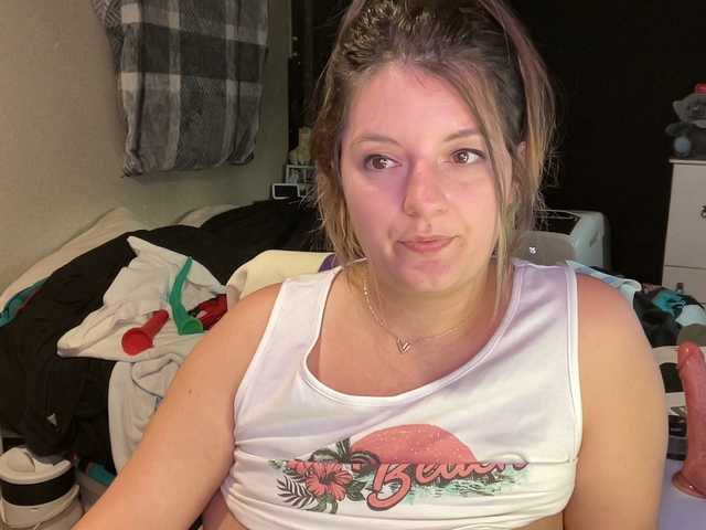 maramaze's BongaCams show and profile