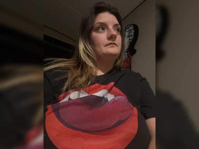 maramaze's BongaCams show and profile