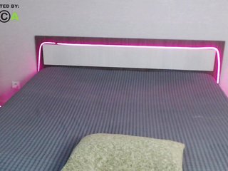 RonnieMilles Porn Show