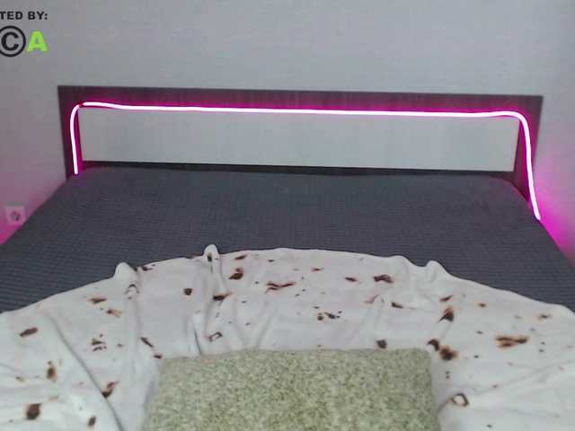 RonnieMilles's BongaCams show and profile