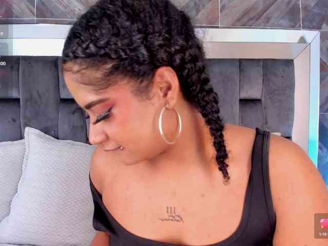 Camilafoox webcam