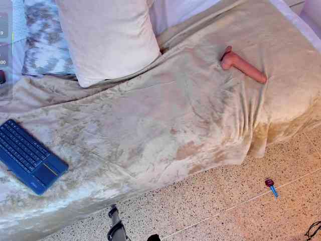 Camilafoox webcam