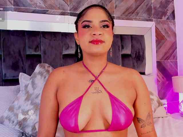 Camilafoox webcam