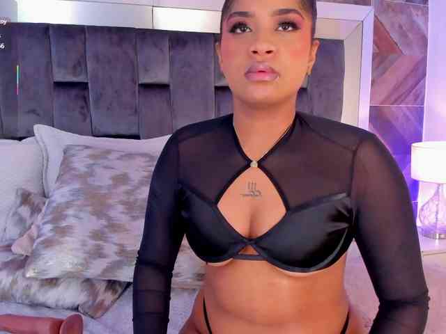 Camilafoox webcam